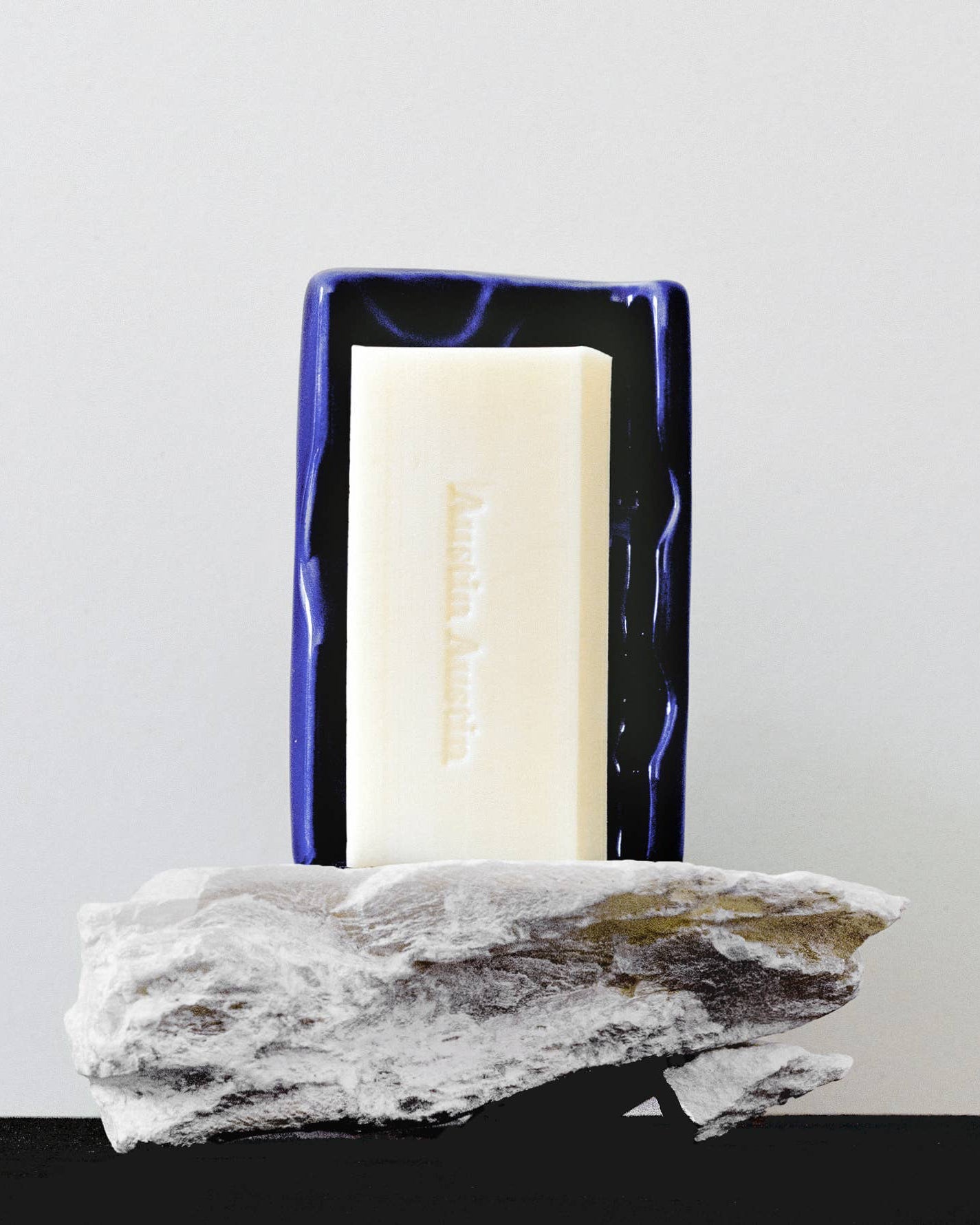 Austin Austin Cedar Atlas & Ylang Ylang Soap Bar La Bomba Floristry Vancouver Canada Cedar Atlas & Ylang Ylang Soap Bar