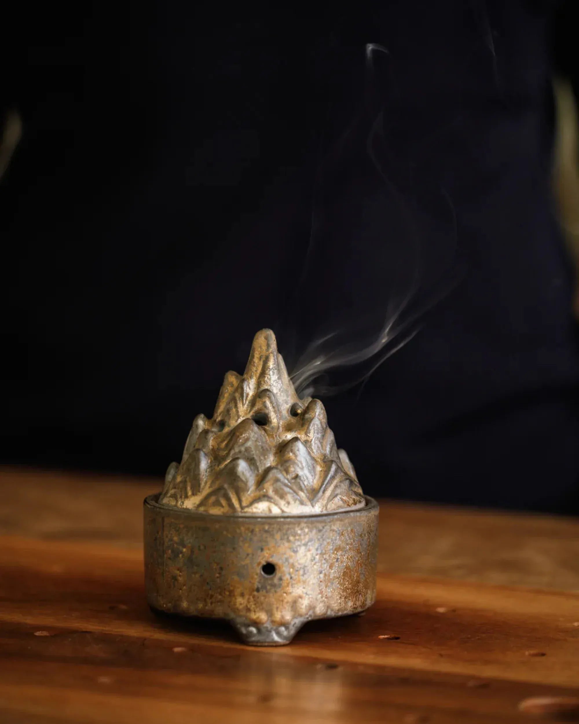 Cultivate Tea Cultivate Tea-Nha Trung Red Soil Oud La Bomba Floristry Vancouver Canada Cultivate Tea-Nha Trung Red Soil Oud