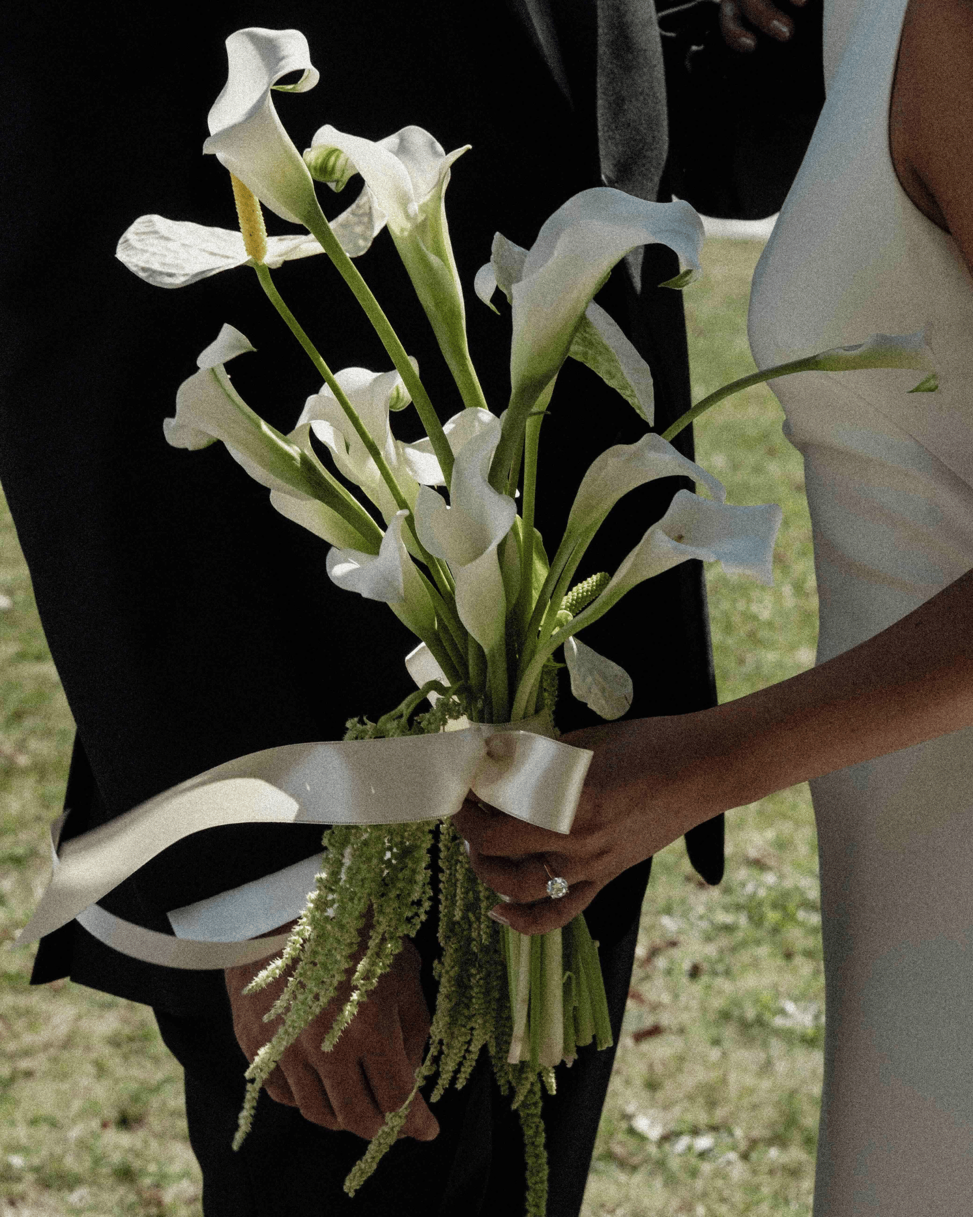 La Bomba Floristry Arrangements Bridal bouquet - Calla Lily En Masse La Bomba Floristry Vancouver Canada Bridal bouquet - Calla Lily En Masse