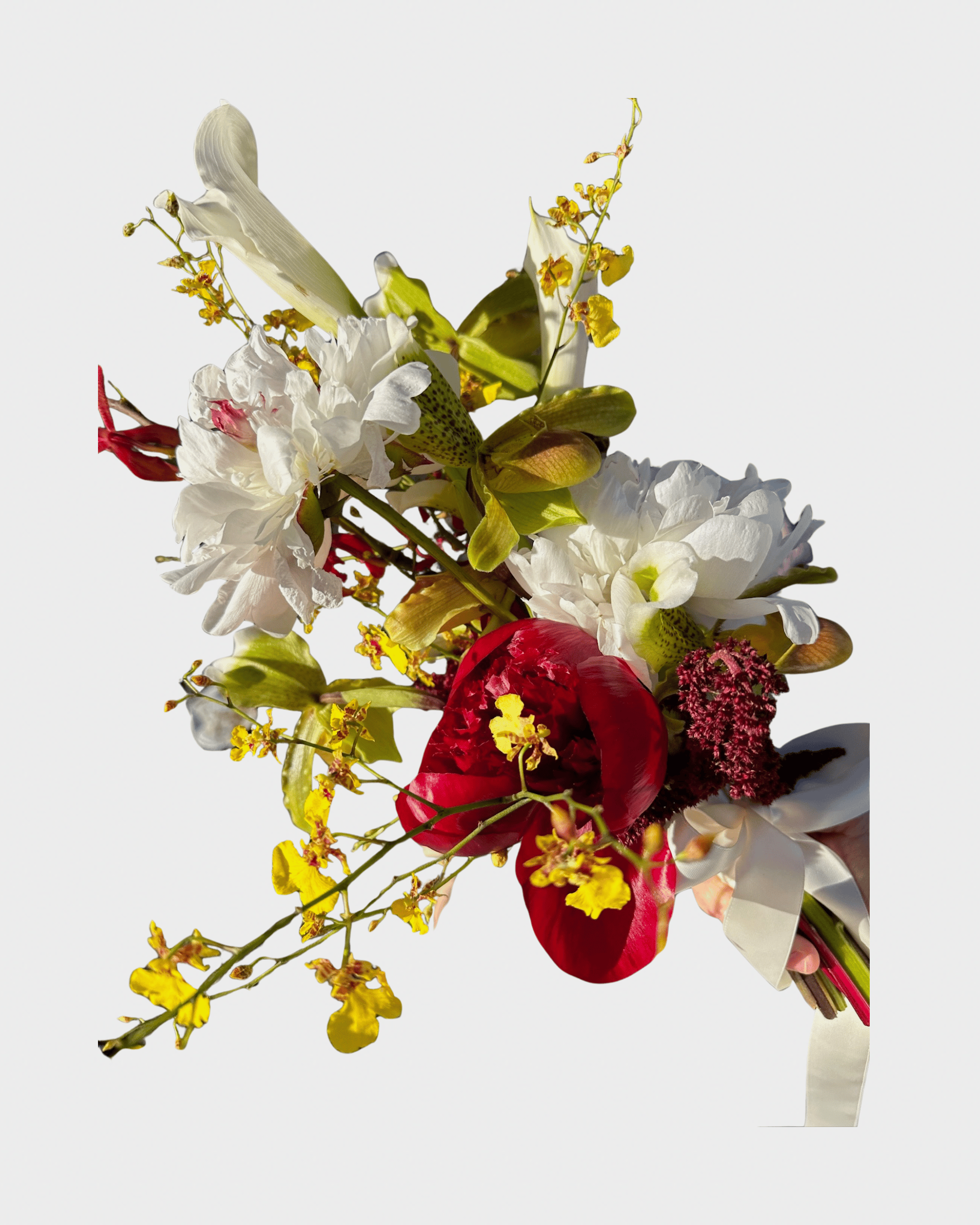 La Bomba Floristry Arrangements Bridal bouquet - Medium La Bomba Floristry Vancouver Canada Bridal bouquet - Medium