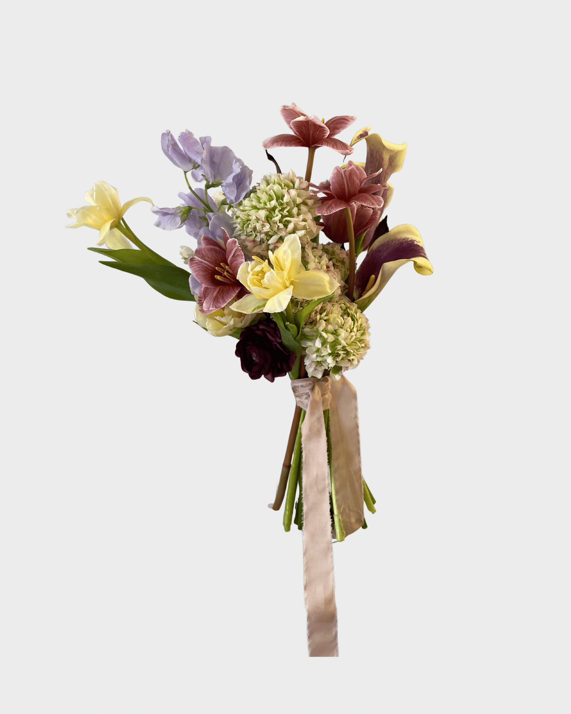 La Bomba Floristry Arrangements Bridal bouquet - Small La Bomba Floristry Vancouver Canada Bridal bouquet - Small