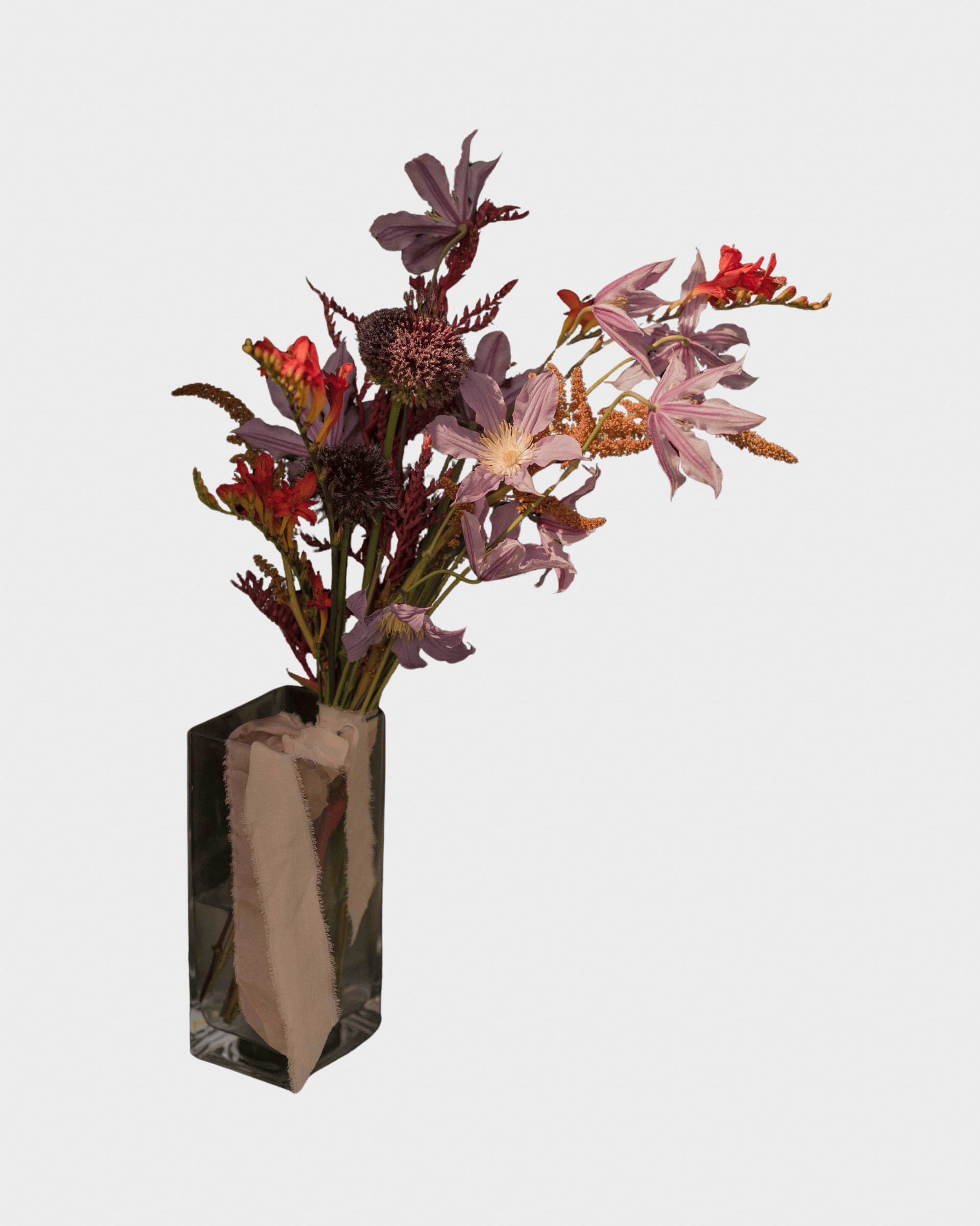 La Bomba Floristry Arrangements Bridal City Hall - Petite La Bomba Floristry Vancouver Canada Bridal City Hall - Petite