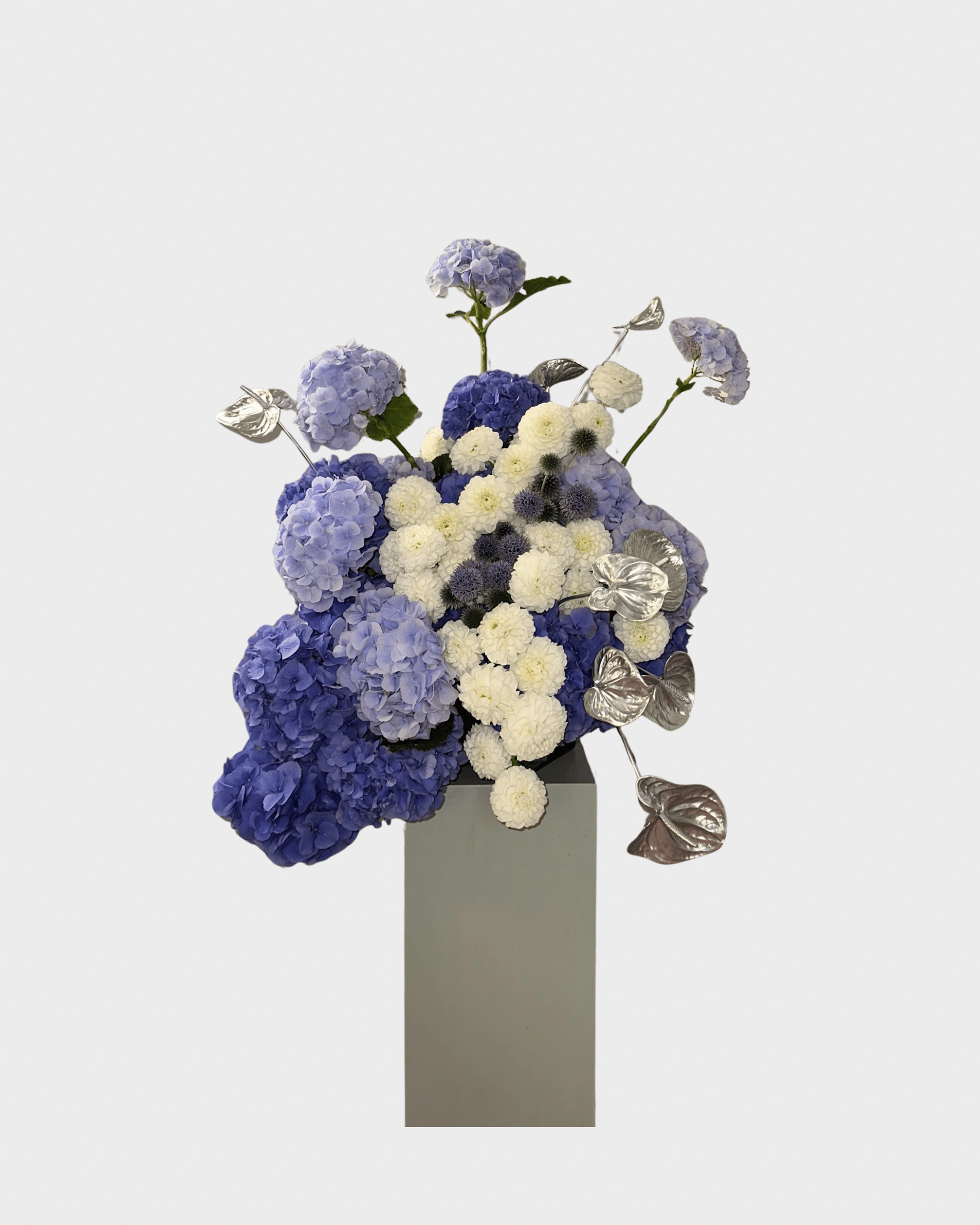 La Bomba Floristry Arrangements Feature Arrangements La Bomba Floristry Vancouver Canada Feature Arrangements