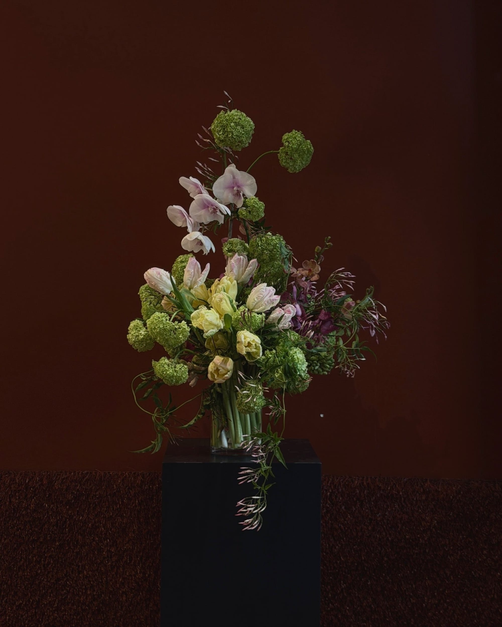 La Bomba Floristry Arrangements MIXED ARRANGEMENT La Bomba Floristry Vancouver Canada MIXED ARRANGEMENT