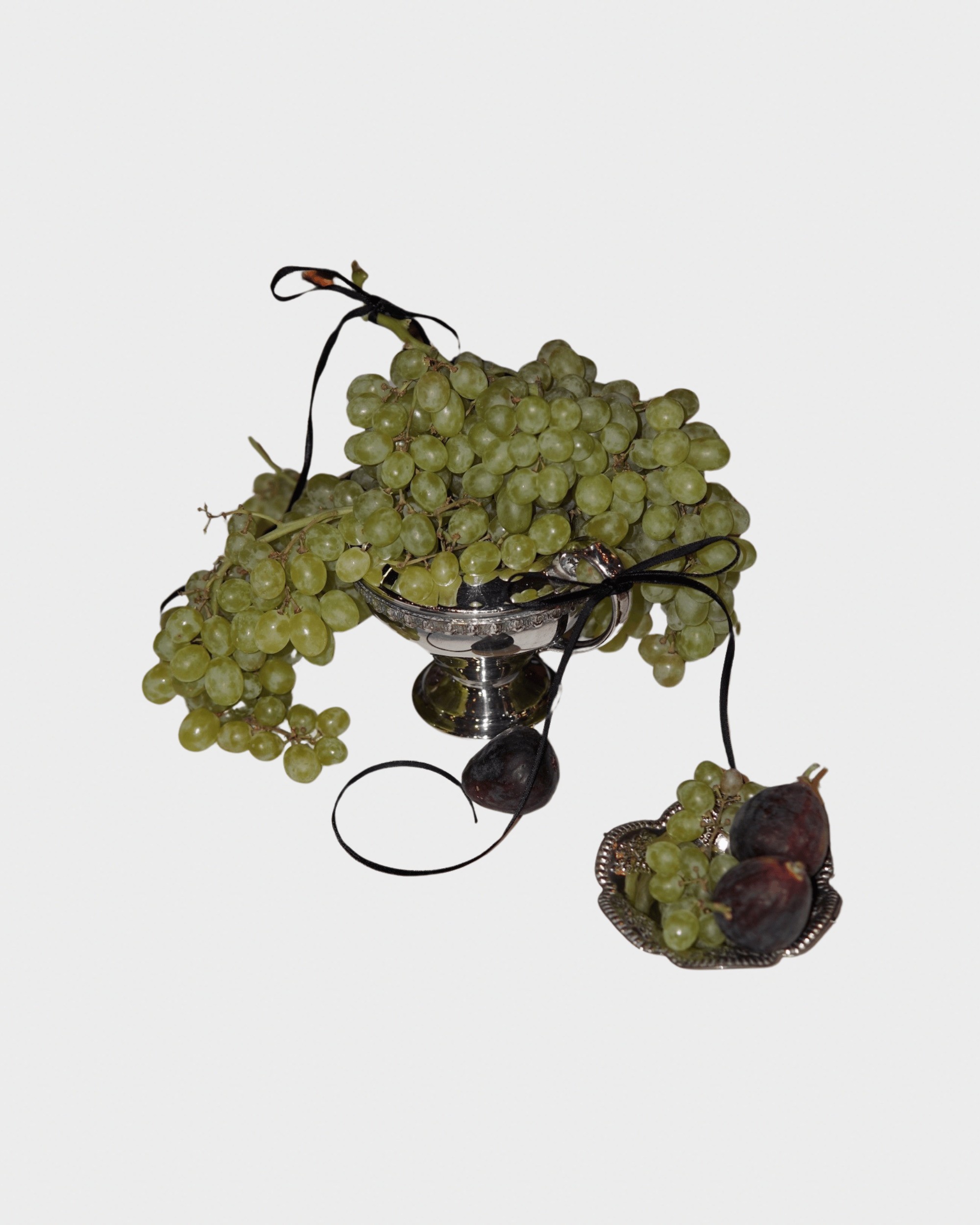 La Bomba Floristry Arrangements Seasonal Produce & Tablescape Layering La Bomba Floristry Vancouver Canada Seasonal Produce & Tablescape Layering