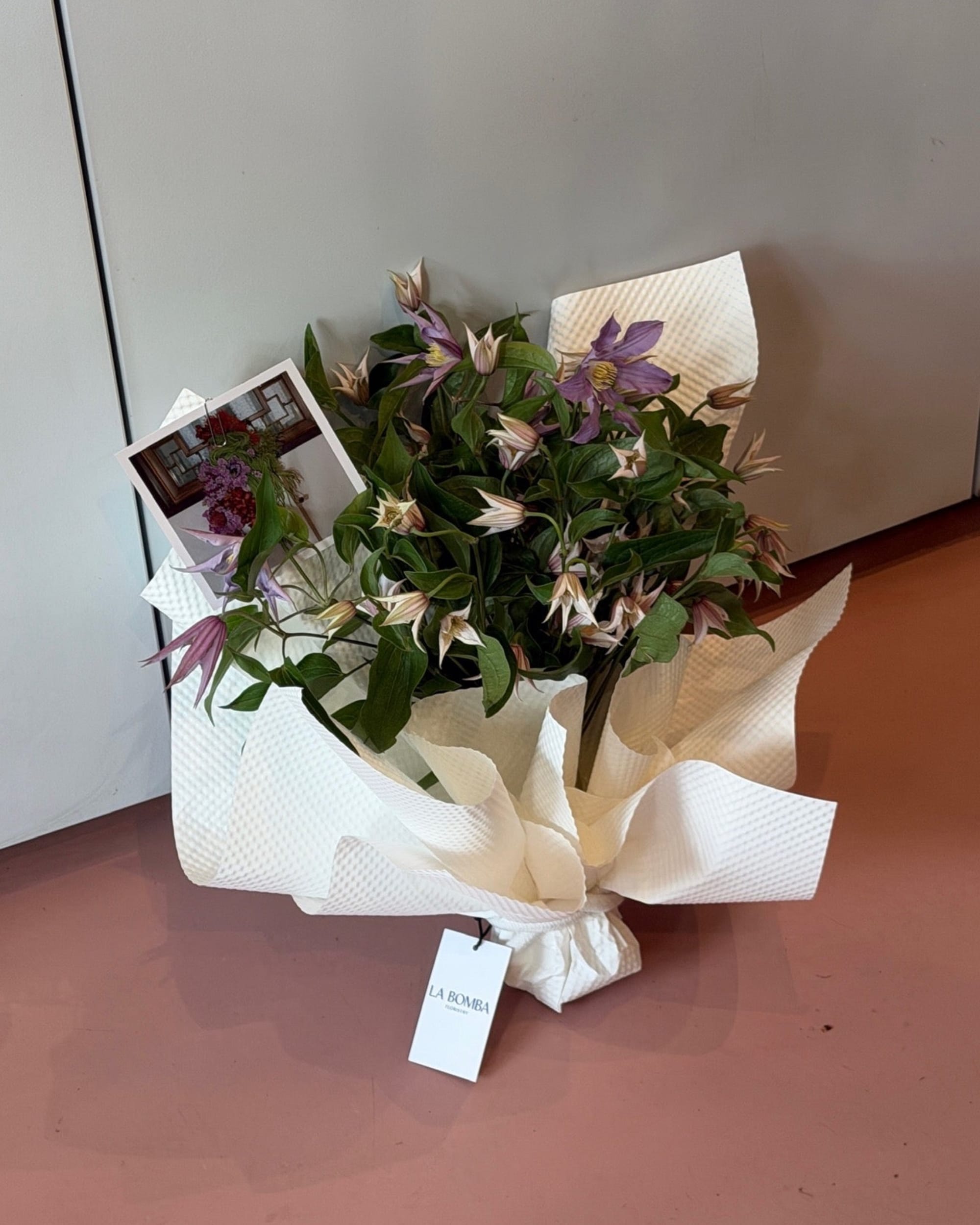 La Bomba Floristry Arrangements SINGLE SPECIES — Designer's Choice La Bomba Floristry Vancouver Canada SINGLE SPECIES — Designer's Choice