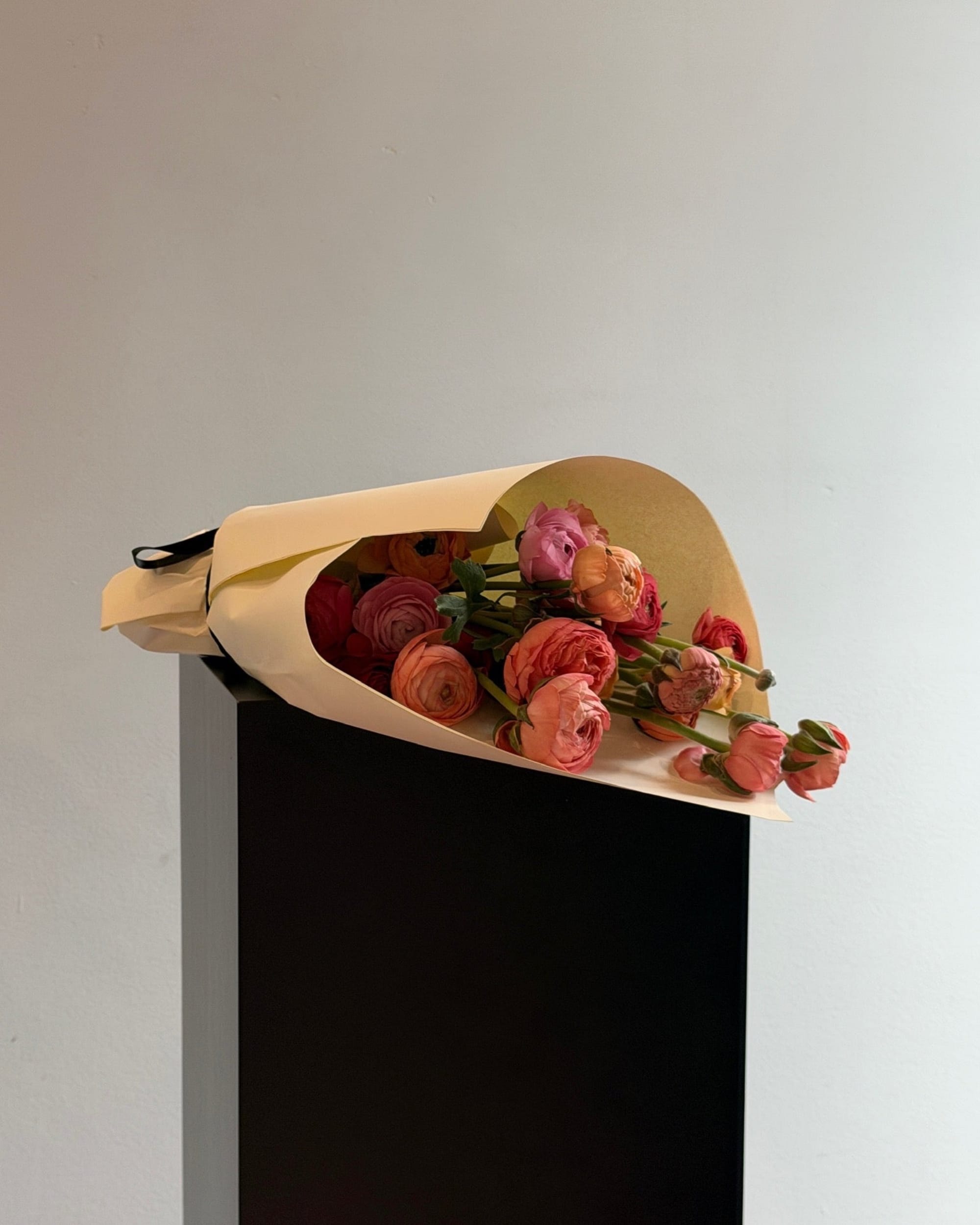 La Bomba Floristry Flowers SINGLE SPECIES — Ranunculus La Bomba Floristry Vancouver Canada SINGLE SPECIES — Ranunculus