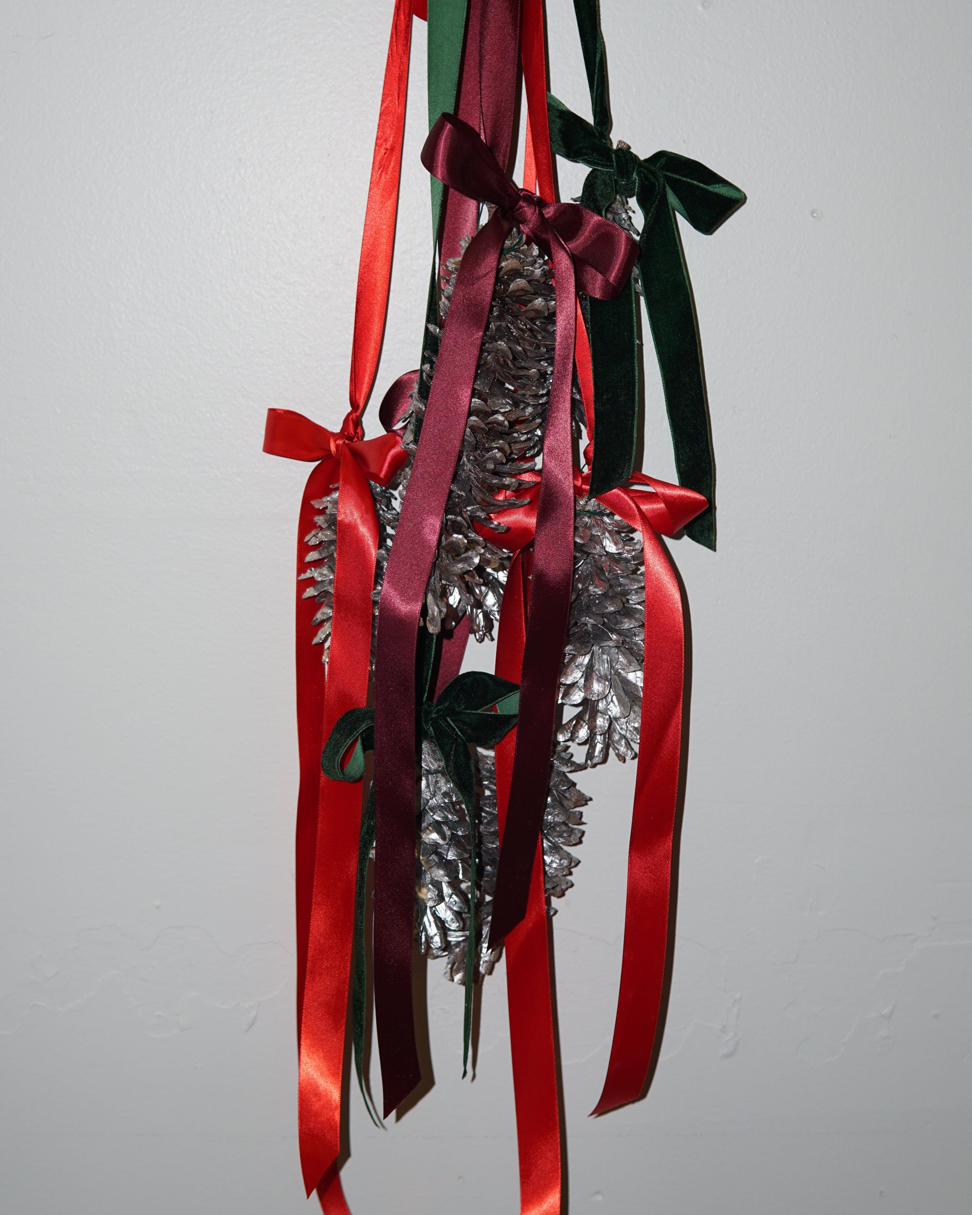 La Bomba Floristry Flowers Velvet Silver Pinecones Set La Bomba Floristry Vancouver Canada Velvet Silver Pinecones Set